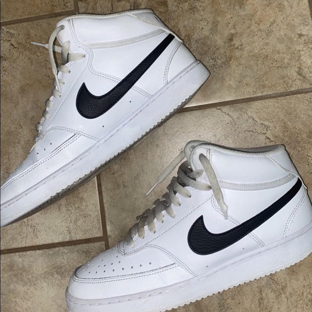 Nike mids
